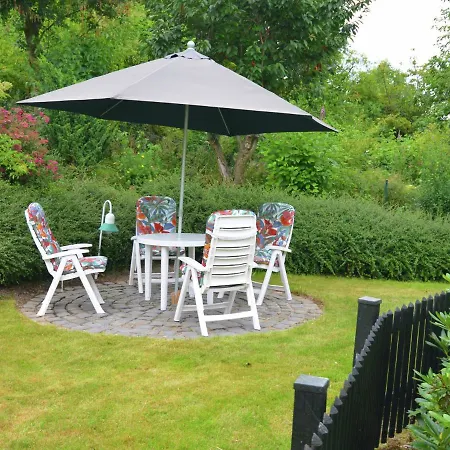 Ruhiges In Schwalefeld Mit Garten شقة فيلنغن