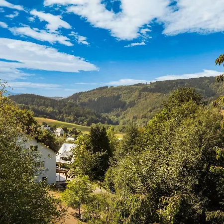 아파트 Ruhiges In Schwalefeld Mit Garten