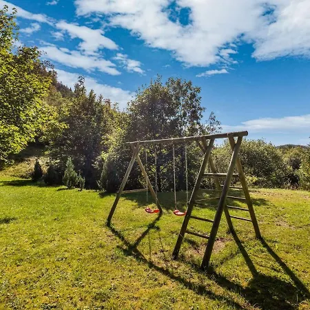 Ruhiges In Schwalefeld Mit Garten Апартаменты Виллинген